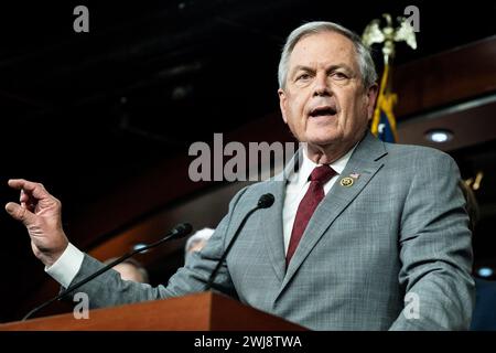 Washington, Stati Uniti. 13 febbraio 2024. Il rappresentante degli Stati Uniti Ralph Norman (R-SC) ha parlato alla conferenza stampa House Freedom Caucus sulla riautorizzazione FISA (Foreign Intelligence Surveillance Act) al Campidoglio degli Stati Uniti. (Foto di Michael Brochstein/Sipa USA) credito: SIPA USA/Alamy Live News Foto Stock