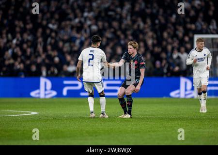 Copenaghen, Danimarca. 13 febbraio 2024. Kevin Diks (2) dell'FC Copenhagen e Kevin De Bruyne (17) del Manchester City visto durante la partita di UEFA Champions League tra FC Copenhagen e Manchester City al Parken di Copenaghen. (Photo Credit: Gonzales Photo/Alamy Live News Foto Stock