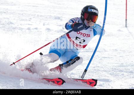 Sapporo, Giappone. 13 febbraio 2024. Ami Hondo (JPN) Sci alpino : Slalom a Sapporo Teine durante la Coppa del mondo di sci alpino 2024 FIS Para a Sapporo, Giappone . Crediti: SportsPressJP/AFLO/Alamy Live News Foto Stock