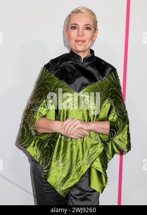 Londra, Regno Unito. 13 febbraio 2024. Olivia Colman partecipa alla prima europea di Wicked Little Letters all'Odeon Luxe di Leicester Square, Londra. (Foto di Cat Morley/SOPA Images/Sipa USA) credito: SIPA USA/Alamy Live News Foto Stock