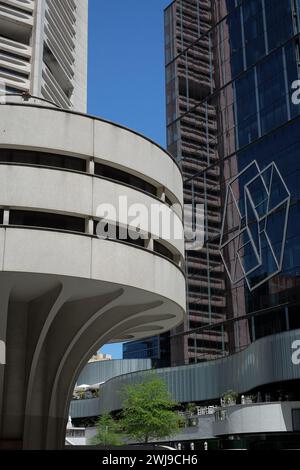 Il CTA Business Club al MLC Centre 25 Martin Place & 5 Martin Place Tower & murale 'Wrestling' dell'artista Josef Albers Foto Stock