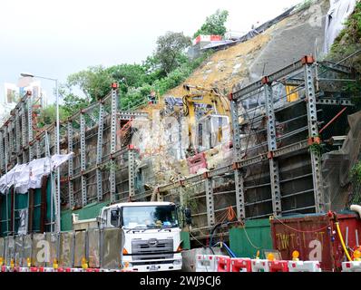 Costruzione della stazione MTR di South Horizons in AP lei Chau, Hong Kong. Foto Stock