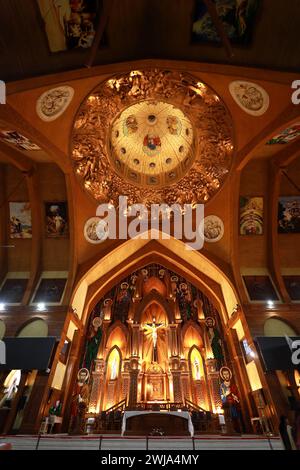 Dove la fede si unisce: Scoprite lo Spirito della Chiesa di Vettukad Foto Stock
