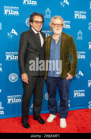 Santa Barbara, Stati Uniti. 13 febbraio 2024. Red Carpet Arrivals, SBIFF Executive Director, Roger Durling e lo scrittore Tony McNamara (POOR THINGS). Il 39° Santa Barbara International Film Festival "Writers Panel" presso l'Arlington Theatre di Santa Barbara, CA, il 13 febbraio 2024. (Foto di Rod Rolle/Sipa USA) credito: SIPA USA/Alamy Live News Foto Stock