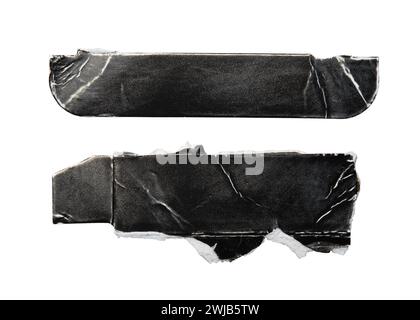 Confezione di carta nera strappata su sfondo bianco con percorso di ritaglio Foto Stock