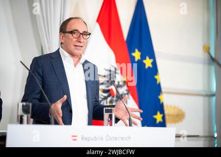 Vienna, Vienna, Austria. 14 febbraio 2024. Foyer stampa dopo il Consiglio dei ministri del governo federale austriaco. L'immagine mostra il Ministro degli affari sociali, della salute, dell'assistenza e della tutela dei consumatori Johannes Rauch (immagine di credito: © Andreas Stroh/ZUMA Press Wire) SOLO USO EDITORIALE! Non per USO commerciale! Foto Stock