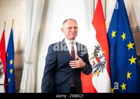 Vienna, Vienna, Austria. 14 febbraio 2024. Foyer stampa dopo il Consiglio dei ministri del governo federale austriaco. L'immagine mostra il ministro dell'interno Gerhard Karner (immagine di credito: © Andreas Stroh/ZUMA Press Wire) SOLO PER USO EDITORIALE! Non per USO commerciale! Foto Stock