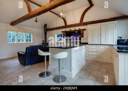 Wickhambrook, Suffolk - gennaio 212 2020: Cucina tradizionale in stile fattoria Foto Stock