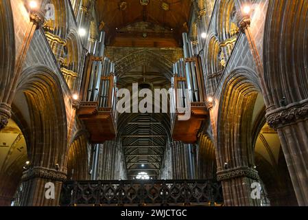 Interno con organo, cattedrale di St Mungo, Glasgow, Scozia, Gran Bretagna Foto Stock