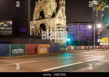 Blocco, la Germania si spegne. Vuoto Breitscheidplatz, Berlino, 16.12.2020 Foto Stock