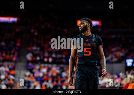 Clemson, South Carolina, Stati Uniti. 14 febbraio 2024. Miami (FL) Hurricanes guardia Wooga Poplar (5) durante il secondo tempo contro i Clemson Tigers nel match di pallacanestro ACC al Littlejohn Coliseum di Clemson, SC. (Scott Kinser/CSM). Crediti: csm/Alamy Live News Foto Stock