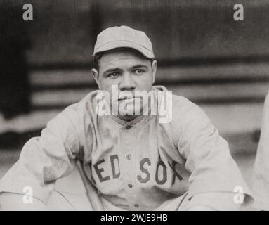 Babe Ruth ritratto, indossa una camicia Red Sox, foto di George Grantham Bain, 1919 Foto Stock