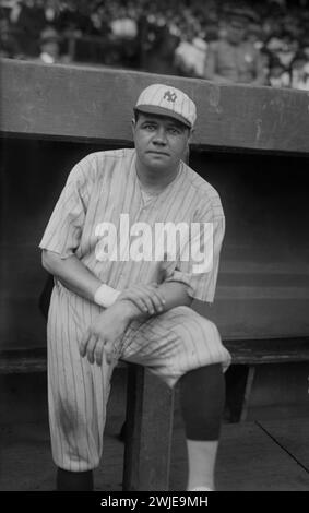 Il giocatore di baseball Babe Ruth indossa l'uniforme dei New York Yankees, 1921 anni, foto di Bain News Service Foto Stock