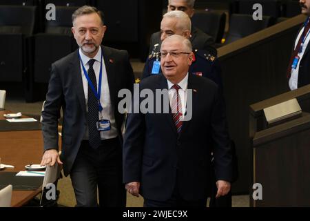 Bruxelles, Belgio. 15 febbraio 2024. Yasar GULER, ministro della difesa durante una riunione presso la sede della NATO a Bruxelles, Belgio, il 15 febbraio 2024. Crediti: ALEXANDROS MICHAILIDIS/Alamy Live News Foto Stock