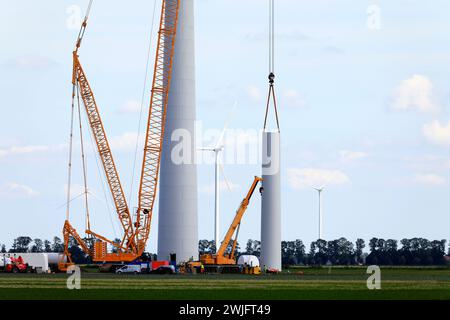 Costruzione di una turbina eolica, Flevoland, Paesi Bassi Foto Stock