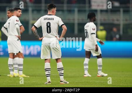 Milano, Italia. 15 febbraio 2024. Foto Spada/LaPresse 15 febbraio 2024 - Milano, Italia - sport, calcio - AC Milan vs Rennes - Europa League 2023/2024 - play off- Stadio San Siro nella foto: baptiste santamariaRennes ) 15 febbraio 2024 Milano, Italia - sport, calcio - AC Milan vs Rennes - Europa League 2023/2024 - Stadio San Siro . Nella foto : baptiste santamariaRennes ) credito: LaPresse/Alamy Live News Foto Stock