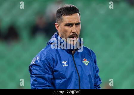 Siviglia, Spagna. 15 febbraio 2024. SIVIGLIA, SPAGNA - 15 FEBBRAIO: Claudio Bravo del Real Betis durante la partita di playoff First Leg - UEFA Europa Conference League tra Real Betis e GNK Dinamo Zagabria a Benito Villamarin il 15 febbraio 2024 a Siviglia, Spagna. (Immagine di credito: © Jose Luis Contreras/DAX tramite ZUMA Press Wire) SOLO PER USO EDITORIALE! Non per USO commerciale! Foto Stock