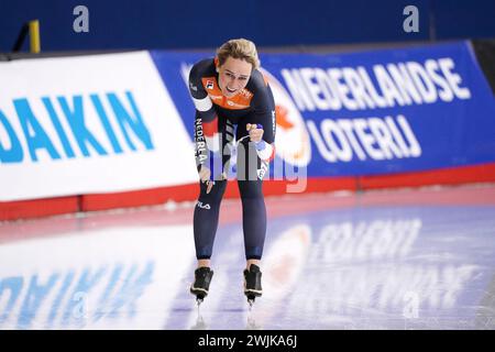 15-02-2024 SCHAATSEN: ALLENAMENTO WK AFSTANDEN: CALGARY Irene Schouten (NED) è medaglia d'oro su 3000m donne durante i Campionati ISU a distanza singola il 15 febbraio 2024 all'Oval Olimpico di Calgary, Canada crediti: SCS/Soenar Chamid/AFLO/Alamy Live News Foto Stock