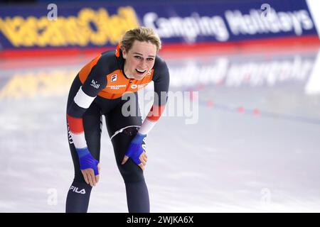 15-02-2024 SCHAATSEN: ALLENAMENTO WK AFSTANDEN: CALGARY Irene Schouten (NED) è medaglia d'oro su 3000m donne durante i Campionati ISU a distanza singola il 15 febbraio 2024 all'Oval Olimpico di Calgary, Canada crediti: SCS/Soenar Chamid/AFLO/Alamy Live News Foto Stock