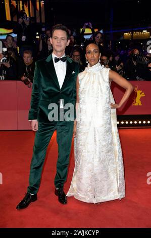 Jo Schück und Hadnet Tesfai bei der Festivaleröffnung und der Premiere des Kinofilms piccole cose come queste / Kleine Dinge wie diese auf der Berlinale 2024 / 74. Internationale Filmfestspiele Berlin im Berlinale Palast. Berlino, 15.02.2024 *** Jo Schück e Hadnet Tesfai all'apertura del festival e alla prima del lungometraggio Small Things like These Small Things Like These al Berlinale 2024 74 Berlin International Film Festival al Berlinale Palast Berlin, 15 02 2024 foto:XF.xKernx/xFuturexImagex Small Prem 4290 Foto Stock