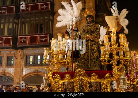 Passaggio della Sentencia della fratellanza Macarena, settimana Santa di Siviglia Foto Stock