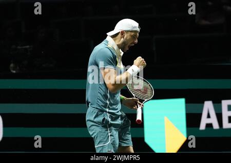 Rotterdam, paga Bas. 16 febbraio 2024. Grigor Dimitrov di Bulgaria contro Alexander Shevchenko del Kazakistan, quarti di finale durante l'ABN AMRO Open 2024, torneo di tennis ATP 500 il 16 febbraio 2024 a Rotterdam, Paesi Bassi - foto Laurent Lairys /DPPI credito: DPPI Media/Alamy Live News Foto Stock