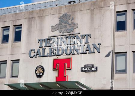 Glasgow Scozia: 12 febbraio 2024: Tennent's Brewery Wellpark Tennent Caledonian esterno della fabbrica. Sede della birra scozzese Tennent's Lager Foto Stock