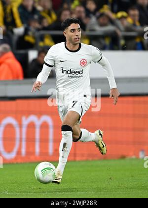BRUXELLES - Omar Marmoush di Eintracht Francoforte durante la partita di play-off di UEFA Europa League tra R. Union Sint Gillis ed Eintracht Francoforte allo stadio lotto Park il 15 febbraio 2024 a Bruxelles, Belgio. ANP | Hollandse Hoogte | GERRIT VAN COLOGNE Foto Stock