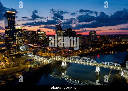 Skyline di Nashville di notte Foto Stock