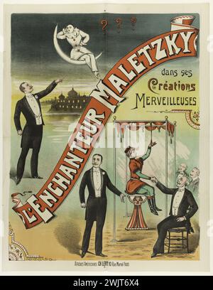 Anonimo. "L'incantevole Maletzky nelle sue meravigliose creazioni". Litografia. 1880-1900. Parigi, museo Carnavalet. Pubblicità, artista, circo, prestidigitazione, magia, illusione, mistero, mago, coniuge, in cima un uomo in frac raggiunge la sua mano verso una giovane donna travestita da pierrot seduta su una luna crescente, nello sfondo dell'architettura di ispirazione russa , sotto un uomo in frac mostra una giovane donna vestita con il russo seduta su un sedile decorativo e che tiene la mano di un uomo anche in frac seduto su una sedia Foto Stock