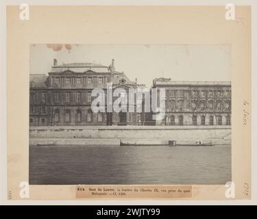 Blancard, Hippolyte (1843 - D.1924), Palais du Louvre, la finestra di Carlo IX sul Quai du Louvre, vista dal molo di Malaquais, 1° arrondissement, Parigi (titolo fittizio), 1890. Estrazione Platinum. Museo Carnavalet, storia di Parigi. Foto Stock