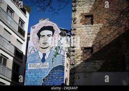 Parigi, Francia. 17 febbraio 2024. Affresco in omaggio a Missak Manouchian nel ventesimo distretto di Parigi. Francia il 17 febbraio 2024, a Parigi, Francia. Foto di Stephane le Tellec/ABACAPRESS.COM credito: Abaca Press/Alamy Live News Foto Stock
