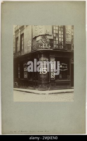 Segno del piccolo remouler all'angolo tra le strade del municipio e i Nonnani di Hyères, Parigi (ivème arr.). Fotografia di Pierre Emonts o Emonds (1831-1912). Giugno 1895. Parigi, museo Carnavalet. 123889-25 Au Petit Remouleur, cartello, Remouleur, rue de l'Hotel de Ville, rue des Nonnains d'Hyères Foto Stock