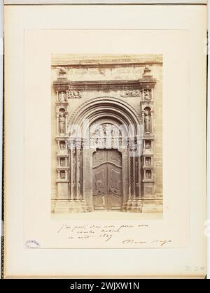 Basilea: La porta di Saint-Gall della Cattedrale di Notre-Dame. Fotografia anonima. Disegnare su carta di albumina. 1865-1871. Parigi, Maison de Victor Hugo. 145017-5 Foto Stock