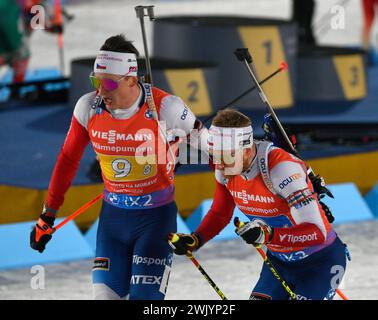 Da sinistra ceco Jonas Marecek, Vitezslav Hornig in azione durante la staffetta maschile 4x7, 5 km nei Campionati del mondo di Biathlon 2024, a nove Mesto na Morave, distretto di Zdar, regione Vysocina, Repubblica Ceca, 17 febbraio, 2024. (CTK Photo/Lubos Pavlicek) Foto Stock