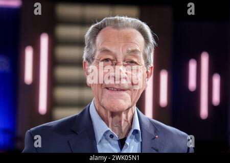 WDR Talkshow Koelner Treff , Folge 699 Franz Muentefering im Portrait bei der WDR Fernsehtalkshow Koelner Treff, Koeln, 16.02.2024 Koeln Nordrhein-Westfalen Deutschland *** WDR Talkshow Koelner Treff , Episode 699 Franz Muentefering in Ritratto al WDR TV talkshow Koelner Treff, Colonia, 16 02 2024 Germania Foto Stock