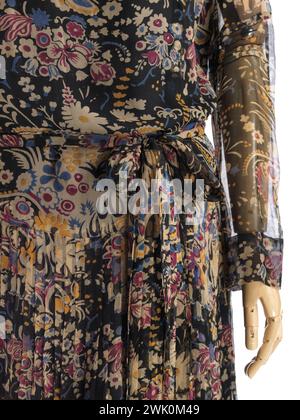 Paquin, camicia, sfondo e cintura (titolo del tutto), 1925. Muschio di seta stampato. Pancake. Palais Galliera, museo della moda della città di Parigi. Foto Stock