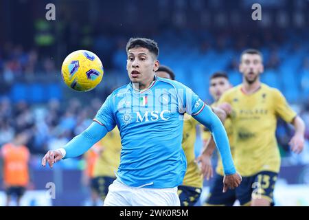 Napoli, Italia. 17 febbraio 2024. Mathias Olivera della SSC Napoli durante la partita di serie A tra il Napoli e il Genoa CFC allo stadio Diego Armando Maradona di Napoli (Italia), 17 febbraio 2024. Crediti: Insidefoto di andrea staccioli/Alamy Live News Foto Stock