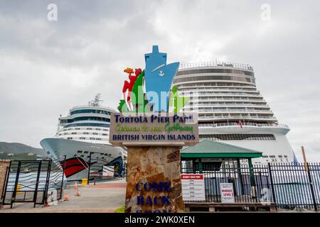 Road Town, Tortola, Stati Uniti. 1 febbraio 2024. Tortola Pier Park: Un moderno varco marittimo nelle Isole Vergini britanniche, che combina perfettamente shopping, ristoranti e splendide viste sull'oceano nel cuore di Road Town (immagine di credito: © Walter G Arce Sr Grindstone medi/ASP) SOLO PER USO EDITORIALE! Non per USO commerciale! Foto Stock