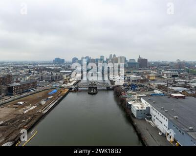 Antenna di Newark, NJ e NX Bridge sul fiume Passaic. Foto Stock