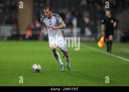 Swansea, Regno Unito. 17 febbraio 2024. Josh Tymon di Swansea City in azione. Partita del campionato EFL Skybet, Swansea City contro Ipswich Town allo Stadio Swansea.com di Swansea, Galles, sabato 17 febbraio 2024. Questa immagine può essere utilizzata solo per scopi editoriali. Solo per uso editoriale, foto di Andrew Orchard/Andrew Orchard fotografia sportiva/Alamy Live news credito: Andrew Orchard fotografia sportiva/Alamy Live News Foto Stock