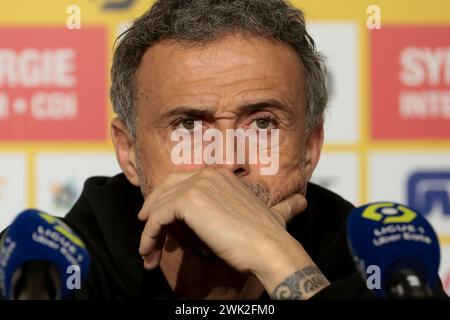 Nantes, Francia. 18 febbraio 2024. Allenatore del PSG Luis Enrique durante la conferenza stampa post-partita a seguito della partita di campionato francese di Ligue 1 tra FC Nantes e Paris Saint-Germain il 17 febbraio 2024 allo stadio la Beaujoire - Louis Fonteneau di Nantes, Francia - foto Jean Catuffe/DPPI credito: DPPI Media/Alamy Live News Foto Stock