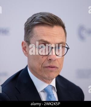 Monaco, Germania. 18 febbraio 2024. Alexander Stubb, Presidente della Finlandia, partecipa ad una conferenza stampa durante la 60a Conferenza sulla sicurezza. Crediti: Sven Hoppe/dpa/Alamy Live News Foto Stock