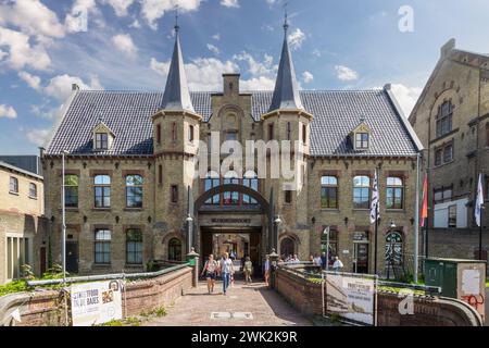 Facciata dell'edificio Blokhuispoort a Leeuwarden. Foto Stock