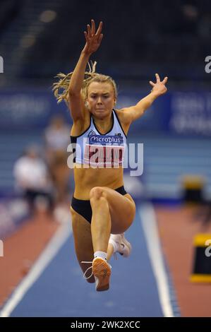 Lily Hulland durante il secondo giorno dei Microplus UK Athletics Indoor Championships 2024 all'Utilita Arena di Birmingham. Data foto: Domenica 18 febbraio 2024. Foto Stock