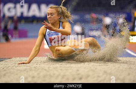 Lily Hulland durante il secondo giorno della finale del salto triplo femminile dei Microplus UK Athletics Indoor Championships 2024 presso l'Utilita Arena di Birmingham. Data foto: Domenica 18 febbraio 2024. Foto Stock