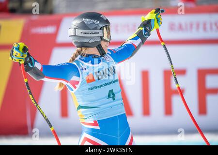 Crans-Montana, Vallese, Svizzera. 18 febbraio 2024. Crans-Montana Svizzera, 18/02/2024: La Francia Laura GAUCHE durante la Coppa del mondo FIS Crans Montana. La Coppa del mondo FIS Crans Montana si è svolta presso il famoso parco sciistico di Crans-Montana in Svizzera. (Immagine di credito: © Eric Dubost/ZUMA Press Wire) SOLO PER USO EDITORIALE! Non per USO commerciale! Foto Stock