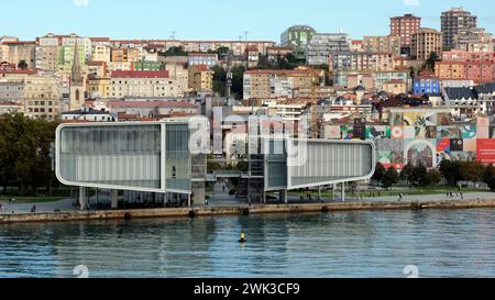 Centro Botín dell'architetto Renzo piano, Santander, Cantabria, Spagna, Europa Foto Stock