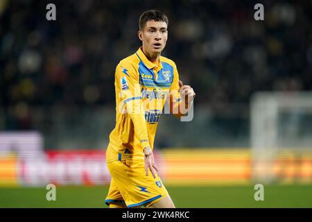 Frosinone, Italia. 18 febbraio 2024. Matias Soule' di Frosinone calcio gesta durante la partita di serie A TIM tra Frosinone calcio e AS Roma allo Stadio Benito stirpe il 18 febbraio 2024 a Frosinone, Italia. Crediti: Giuseppe Maffia/Alamy Live News Foto Stock