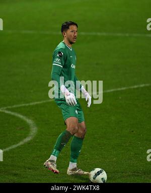 Eupen, Belgio. 18 febbraio 2024. Il portiere di Gent Daniel Yakubi raffigurato durante una partita di calcio tra KAS Eupen e KAA Gent, domenica 18 febbraio 2024 a Eupen, il giorno 26 della prima divisione del campionato belga 'Jupiler Pro League' 2023-2024. BELGA FOTO JOHN THYS credito: Belga News Agency/Alamy Live News Foto Stock